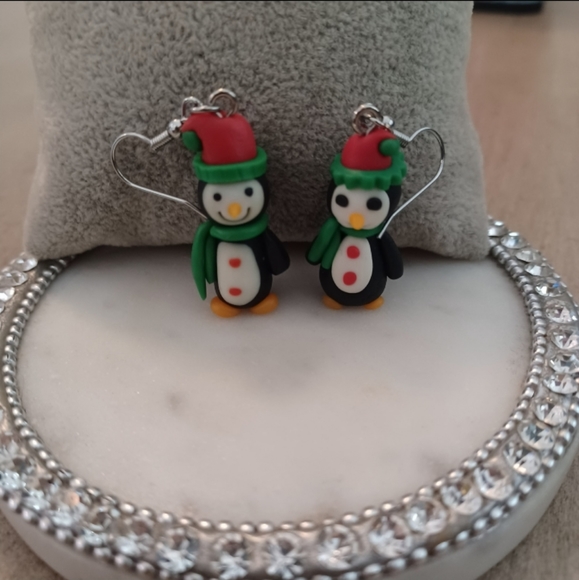 Green Holiday Christmas Penguin Dangle Drop Earrings - Picture 5 of 11